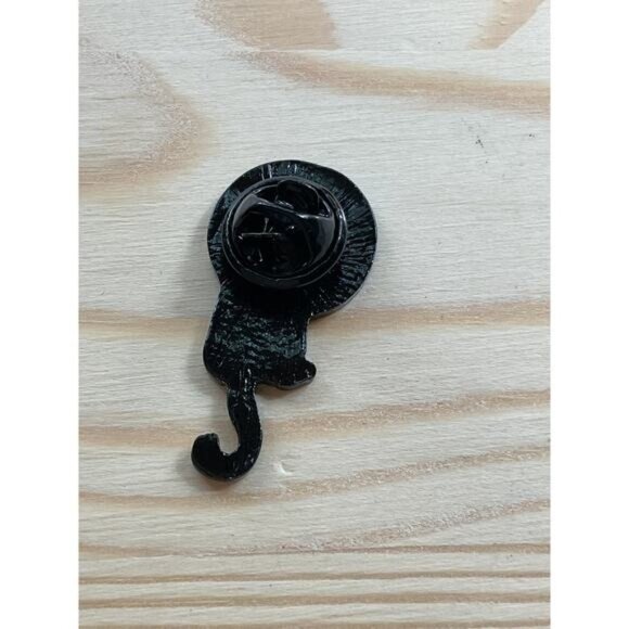 Astronaut Cat Enamel Pin Black Cat In Space Helmet Brooch Secure Backing - Picture 3 of 3